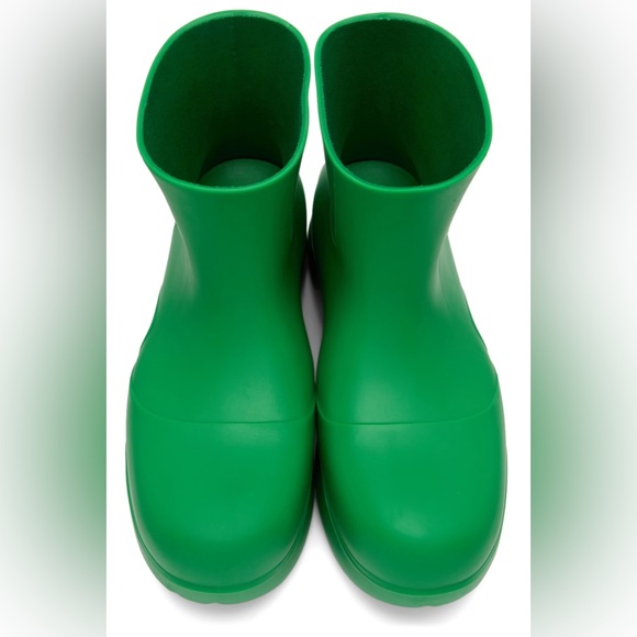 Gently Worn Bottega Veneta Kelly Green Puddle Boots - Picture 2 of 7